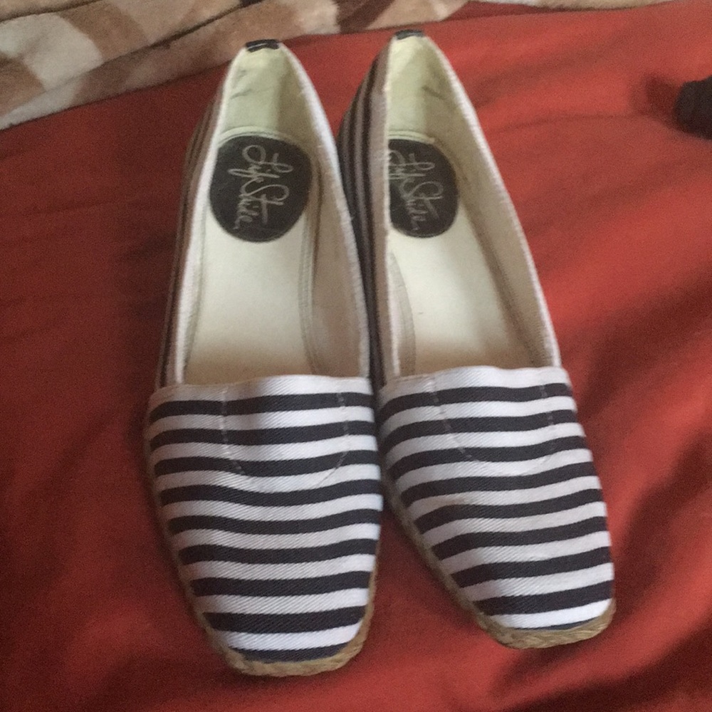 !!price Reduced!! Lift stride black/white shoes